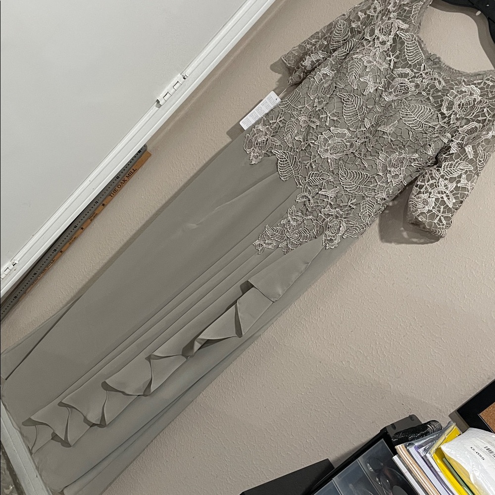 JJ’S House Special Occasion Dress - 12